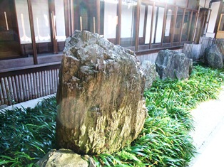 泉涌寺の庭.jpg